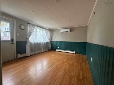 1057 George Street — photo 5