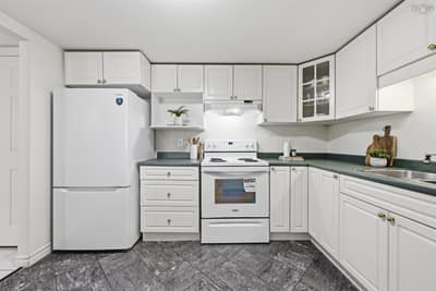 1041 Wellington Street #210 — photo 7