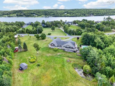 131 Oakfield Drive — photo 4