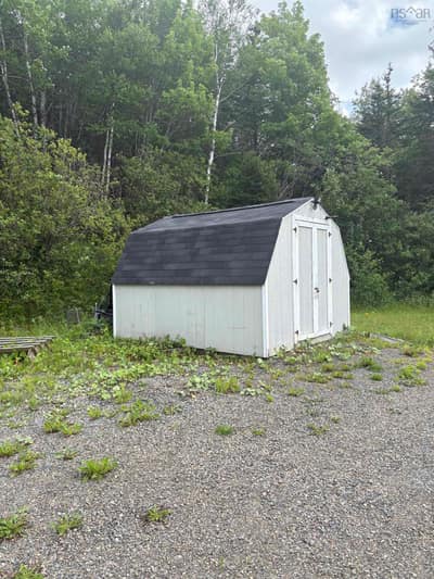 4367 Highway 105 — photo 3