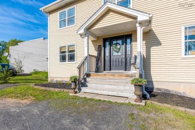 931 King Street — photo 3