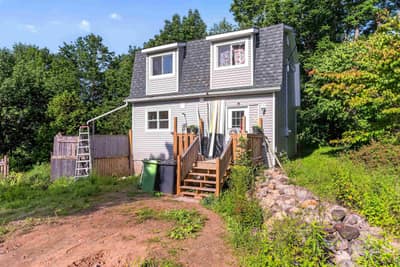 1042 Torbrook Road — photo 3