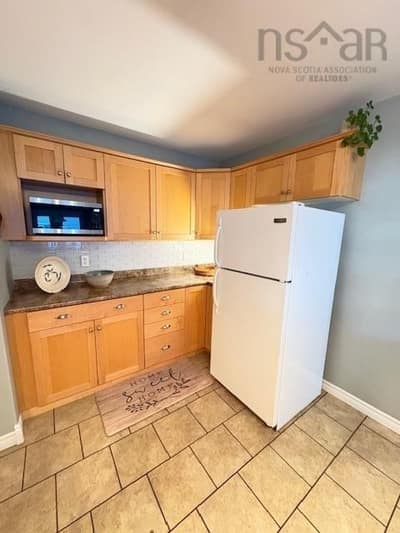 488 Glen Allan Drive — photo 3