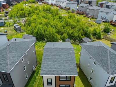 27 Onyx Crescent — photo 3
