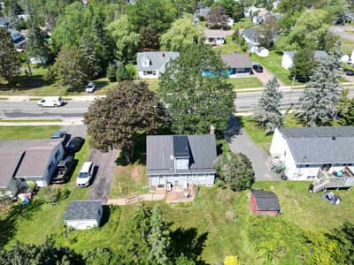 244 Glenwood Drive — photo 2
