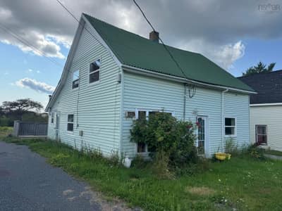 2049 Irving Street — photo 3