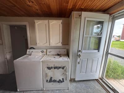 2049 Irving Street — photo 8