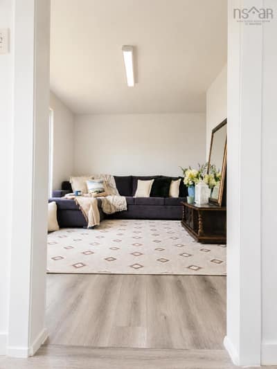 42 Richmond Street — photo 4