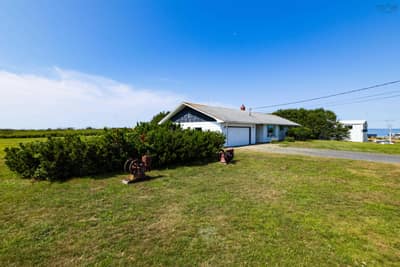 76 Saulnierville Wharf Road — photo 4