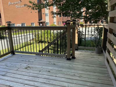 17 Oakwood — photo 2