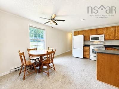 1140 Susan Drive — photo 3