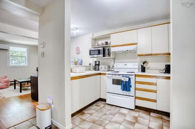 1741 Chestnut Street — photo 2