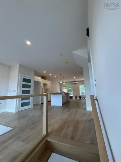 77 Simona Drive — photo 2