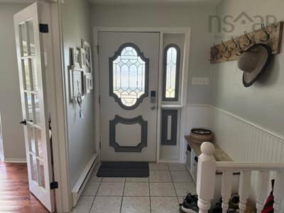 254 Hollingsworth Drive — photo 3