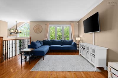 319 Buckingham Drive — photo 3