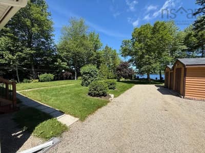 198 Spruce Drive — photo 4