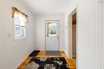 198 Spruce Drive — photo 8