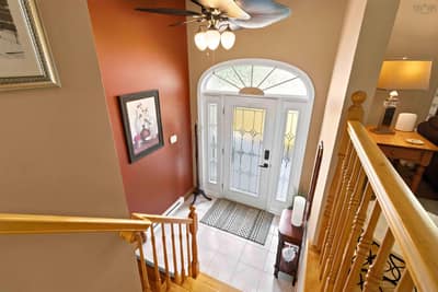 18 P Thomas Drive — photo 4