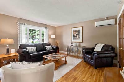 18 P Thomas Drive — photo 5