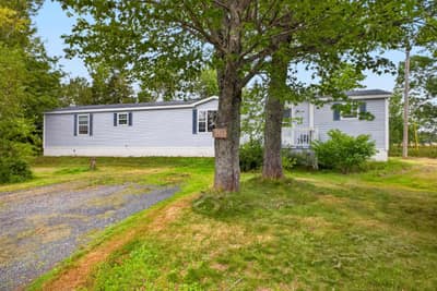 1050 Waddens Court — photo 2