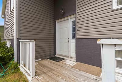 62 Shalimar Crescent — photo 3