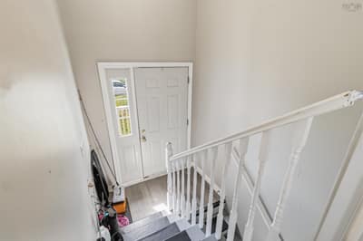 62 Shalimar Crescent — photo 4