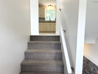 84 Pondicherry Crescent — photo 2