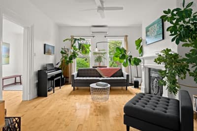 15 Dahlia Street — photo 3