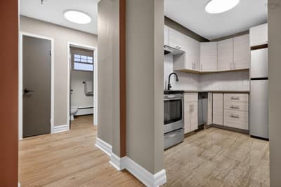 1510 Lilac Street #15 — photo 3