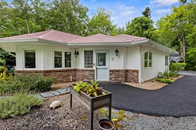 5 Brackstone Court — photo 2
