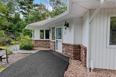 5 Brackstone Court — photo 4