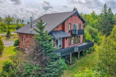 70 Lanceleve Crescent — photo 2