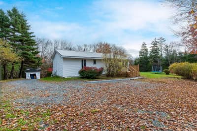 342 Myra Road — photo 3