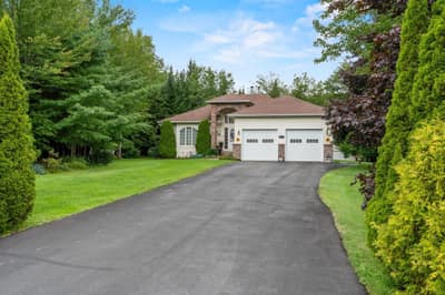 11 Taylor Drive — photo 2
