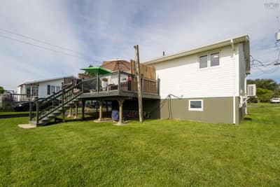 31 Amber Drive — photo 5