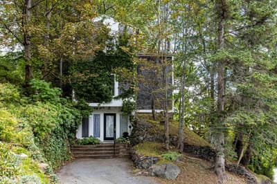 46 Old Ferry Road — photo 2