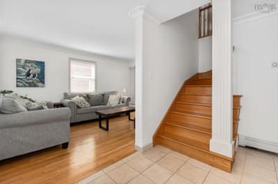 110 Sawmill Crescent — photo 3