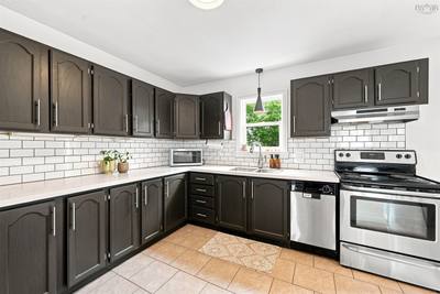 16 Colonna Place — photo 3