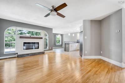 498 Glen Allan Drive — photo 4