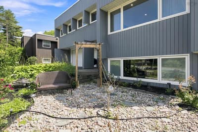 96 Bayview Road — photo 2