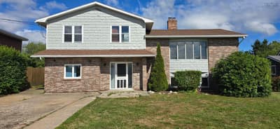 114 Moody Park Drive — photo 2