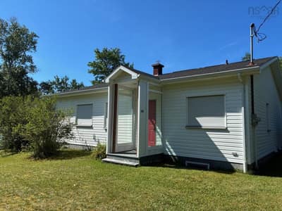 135 Eagles Way — photo 2