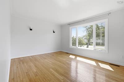 33 Inverary Drive — photo 4