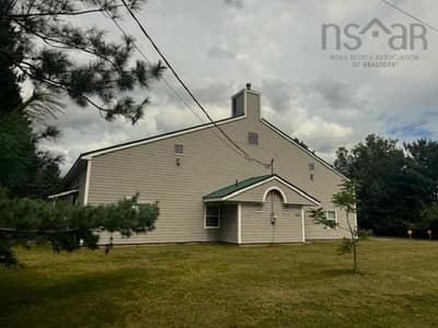 9692 Highway 8 — photo 4