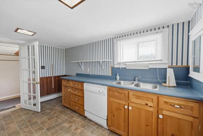 47 Little Brook Lane — photo 3