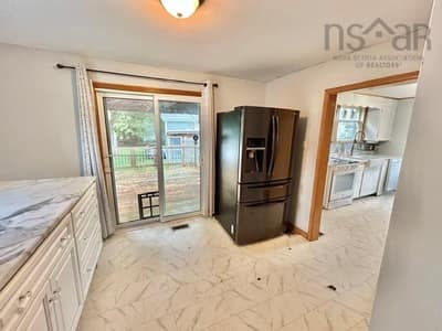 465 Pictou Road — photo 4