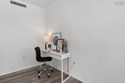 1074 Wellington Street #1002 — photo 5