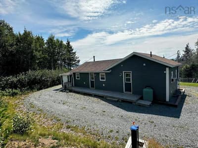 1079 Cape Split Road — photo 3