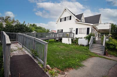 10307 Durham Street — photo 5