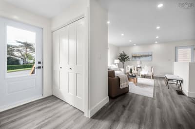 24 Gander Avenue — photo 2
